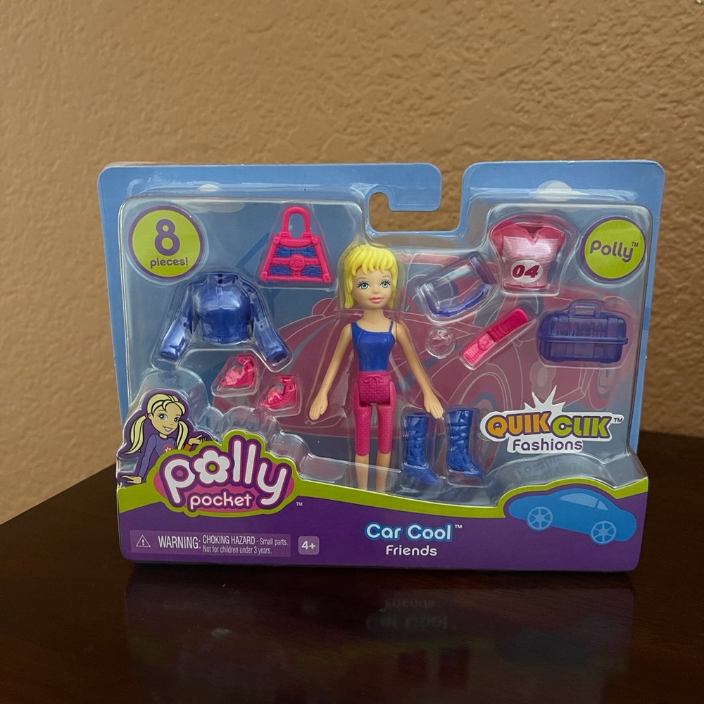 COPY - Polly Pocket Car Cool Friends Quik Clik Fashions NIB ( Polly)
